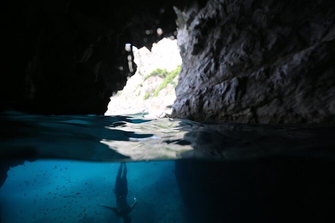 Li Galli Islands and Capri Small Group Boat Tour from Amalfi - Capri time on land: 2.5–3 hours for your own plan