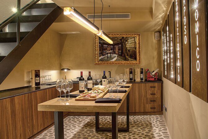 Light dinner accompanied with Masterclass Wines - A 2-Hour Sorrento Wine Lesson With Dinner