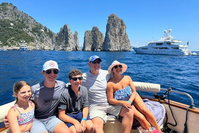 Luxury private boat tour to Capri and Blue Grotto on Gozzo 32 ft - Blue Grotto timing and the extra fee you must budget