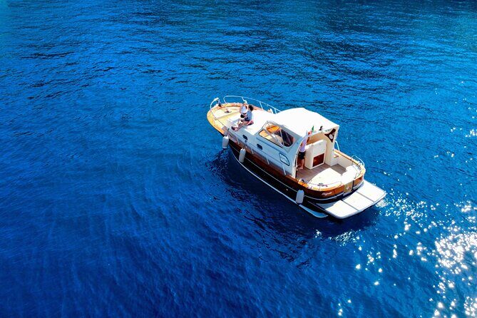 Luxury private boat tour to Capri and Blue Grotto on Gozzo 32 ft - Grotta Verde and White Grotto: two caves, two lighting moods