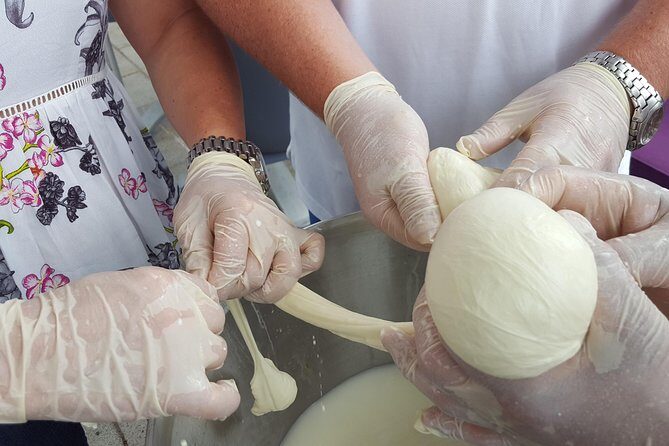 Mozzarella Class or Pizza Class - From Pickup to Pizza: What This Day Feels Like