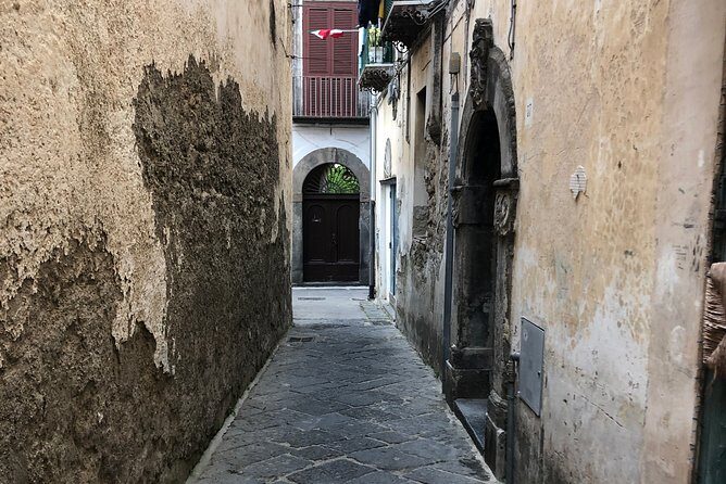 Piano di Sorrento Walking Tour with a Local - Lemon garden tasting, sheep ricotta cannolo, and gelato breaks