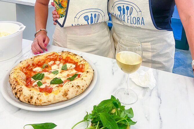 Pizza Class in Sorrento - Finding Nonna Flora: simple meeting point, easy start