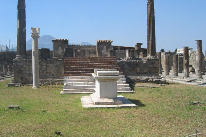Pompeii and Mount Vesuvius SELECT tour - Why this Sorrento day trip works so well