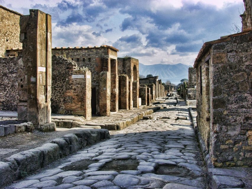 Pompeii Half-Day Coach Tour from Sorrento - Why Pompeii Works Especially Well on a Half-Day Coach Tour