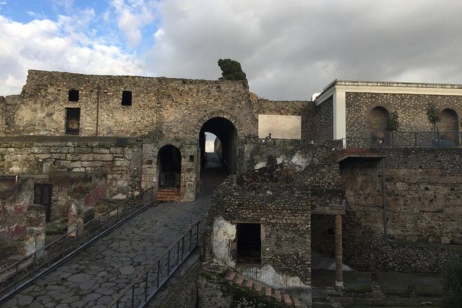 Pompeii-Herculaneum-Wine tour from Sorrento, with licensed guide included - Pompeii Archaeological Park: the AD 79 story, guided for real context