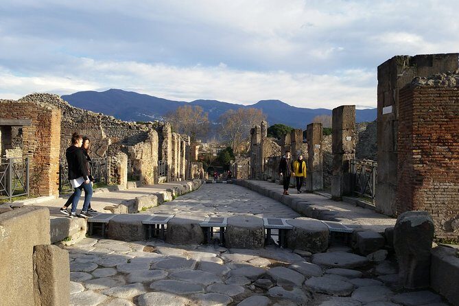 Pompeii Herculaneum - Private Pickup from Piazza Tasso (and How Meeting Points Actually Work)