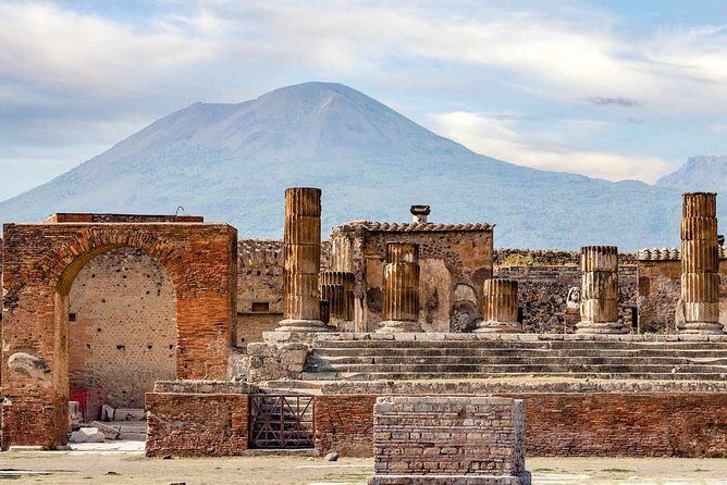 Pompeii, Vesuvius & Wine Tasting - Stop 3: Cantina Del Vesuvio Winery (Russo Family Since 1930)