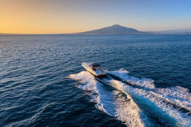 Positano & Amalfi Tour - Positano from the water: the viewpoint you can’t fake