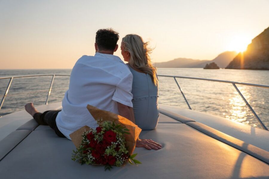 Positano: Private Sunset Boat Experience - Where the Tour Starts: Hotel Covo dei Saraceni and Your Boat Ready