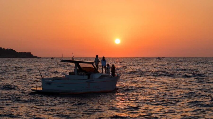 Positano: Sunset Cruise Day Trip with Drinks and Snacks - Private Speedboat Comfort: Group Size, Space, and the Kids Factor
