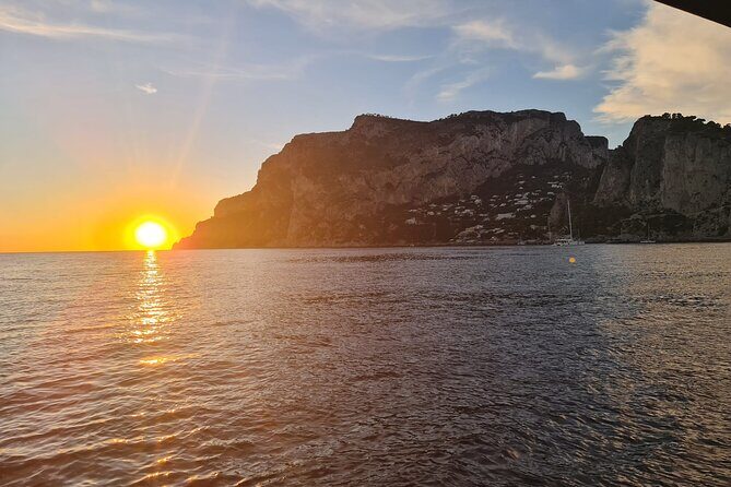 Private 4-Hour Boat Tour to Capri island with limoncello tasting - The Capri swimming stop: how to use the 30 minutes well