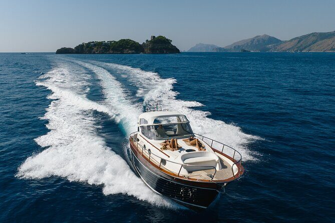 Private Amalfi Coast Tour in a Apreamare 38ft DIAMOND Boat - Li Galli and the Capri Leg: Dolphins, Mermaids, and Sea Legends