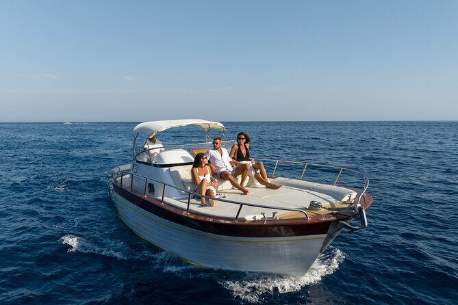 Private Amalfi Coast Tour with a 28ft Boat - Positano stop: how to use the full 2 hours well