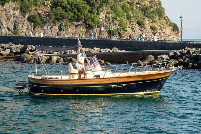 Private Boat Experience in Amalfi Coast Full Day - Captain Cosimo’s English and the pace that feels personal