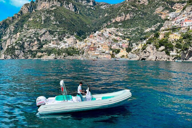 Private Boat Tour: 90 minutes in Amalfi Coast with snacks and drinks - Why This 90-Minute Amalfi Coast Boat Works So Well