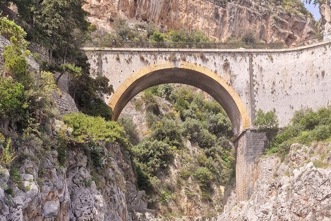 Private Boat Tour Along the Amalfi Coast from Positano - The sail out: Amalfi Coast views with prosecco and swim chances
