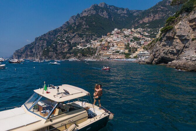 Private Boat Tour along the Amalfi Coast or Capri - Timing and meeting point: the 9:00 start that shapes your day