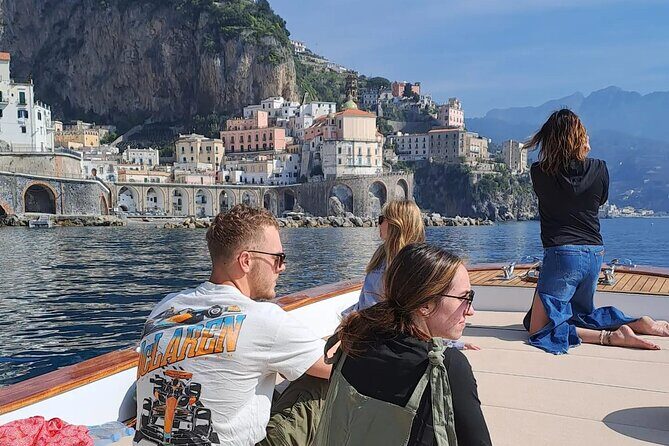 Private Boat Tour Along the Amalfi Coast - Getting Underway at 9:00 am (and Why Timing Helps)
