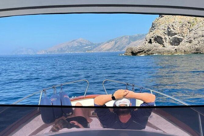 Private boat tour of the Amalfi Coast from Sorrento - The 7-hour flow: Sorrento pickups, Li Galli, Amalfi, Positano