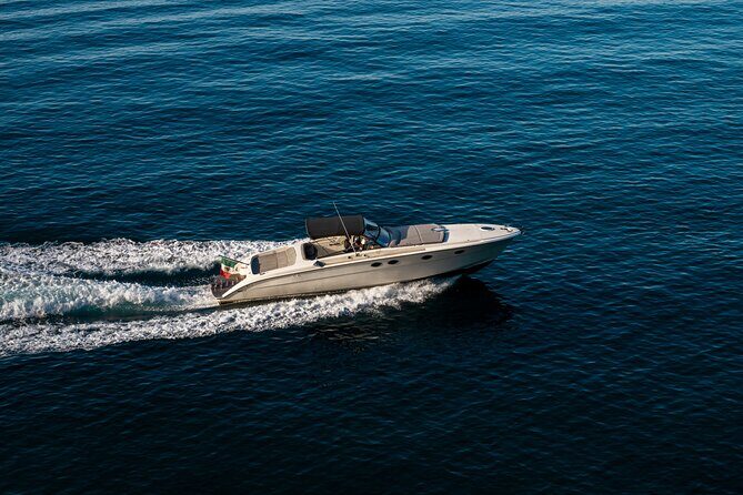 Private Boat Tour on the Amalfi Coast - Prosecco, beer, and the easy pace of a private charter