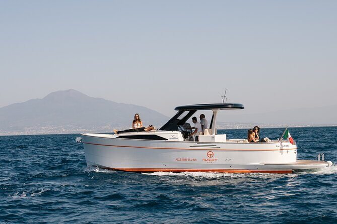 Private Capri Boat Tour in a Luxury Gozzo Apreamare 35ft - Boat and crew: comfort, pace, and skipper-led context