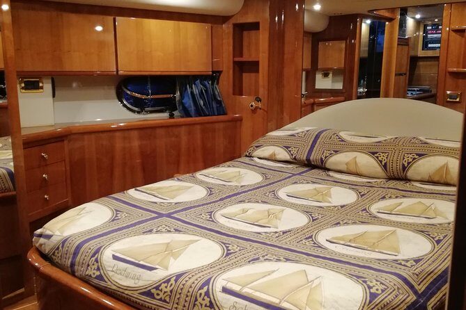 Private Cruise to Capri and Amalfi coast from Positano or Amalfi - yacht 50' - Capri by Yacht: Grottos, Faraglioni, Marina Piccola, and Tiberius Jump