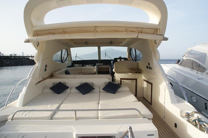 Private Cruise to Capri and Amalfi coast from Positano or Amalfi - yacht 50' - Capri Island Time: Shopping in Boutiques and Optional Walks