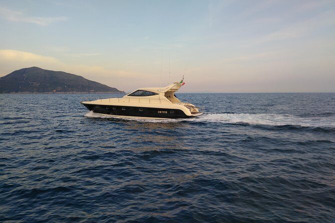Private Cruise to Capri and Amalfi coast from Positano or Amalfi - yacht 50' - Amalfi Coast Sightseeing Stops: Positano, Amalfi, Li Galli, Nerano