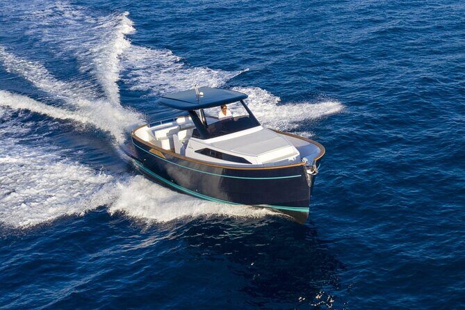 Private Full-day Luxury Boat Tour to Capri from Amalfi Coast - Capri Town Walking Time: Dolce Vita, With a Summer Reality Check