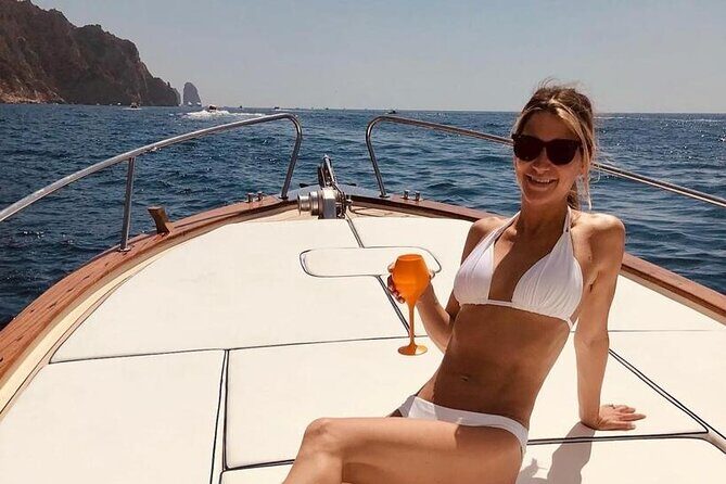 Private Guided Day Boat Trip to Capri - Meeting point, timing, and what you’ll have onboard