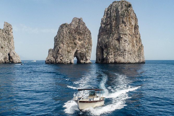 Private Scenic Boat Tour from Sorrento to Capri and Positano - Positano for 1 Hour: How to Spend It Without Stress