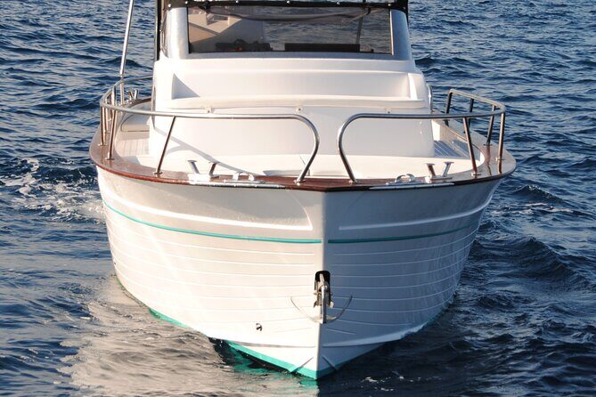 Private Scenic Boat Tour from Sorrento to Positano and Amalfi - Li Galli islands: sirens, crystal water, and a ticket that’s already included