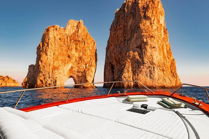 Private Tour Capri & Positano from Sorrento -Gozzo Apreamare 10 - Swimming time: when the coast becomes the main event