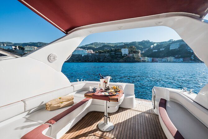 Private Tour from Sorrento to Capri - Raffaelli Shamal 40 - Why Sorrento-to-Capri by speedboat feels like a cheat code