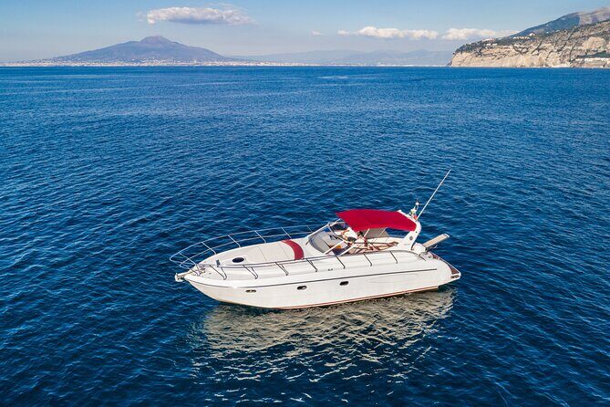 Private Tour from Sorrento to Capri - Raffaelli Shamal 40 - The 7-hour flow: from Sorrento views to Capri anchor time