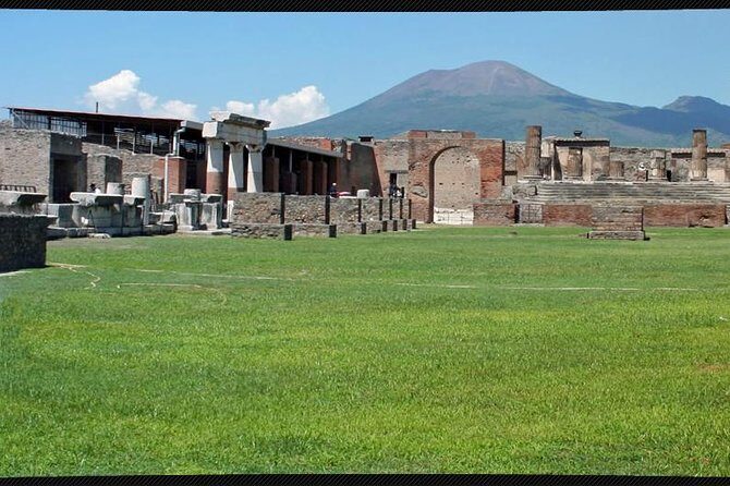 Private Tour Pompeii Herculaneum Vesuvius - Ercolano (Herculaneum) Archaeological Site: more intimate than Pompeii