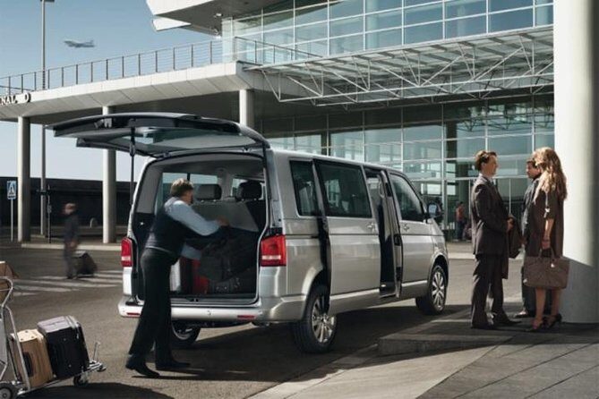 Private transfer from Amalfi to Naples - Door-to-door Amalfi to Naples: why this format works