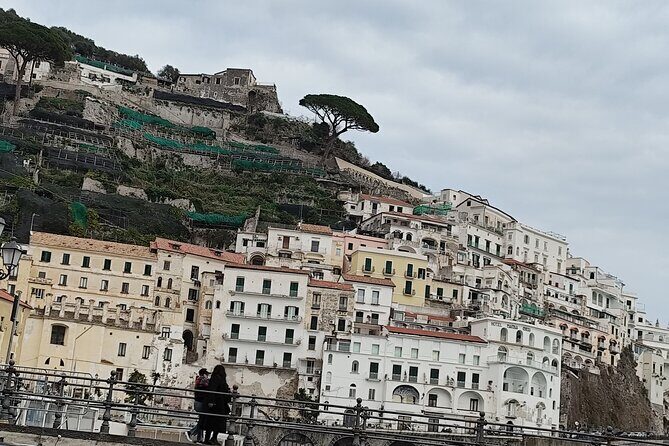 Private Transfer From Sorrento to Naples - On the Road: Local Stories and a Panoramic Photo Stop
