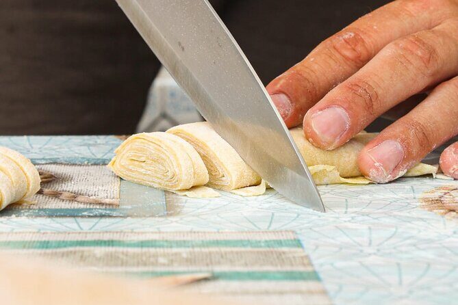 Proposal and Genuine Cooking Class - Desserts and Bè liqueur: a sweet ending with local personality