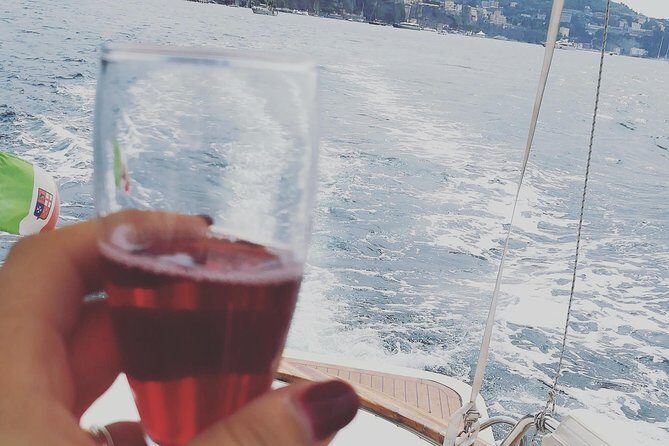 Romantic evening in Sorrento - A port-side boat dinner is the smart kind of romantic