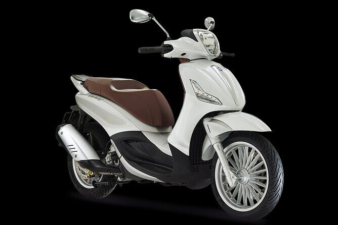 Scooter Rental 300cc - What’s Included: Helmets, RCA Insurance, and Unlimited Kilometers
