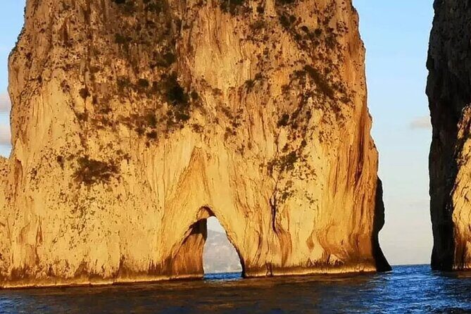 Selfie at Faraglioni, Water Taxi, Transfers in Capri! - Stop 1: I Faraglioni and the selfie option that actually makes sense
