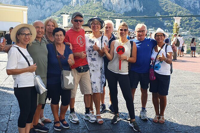 Shared CAPRI Tour - 360° experience by Bus, Boat & Guide - The 1-Hour Boat Ride: Caves, Faraglioni, and a WC Onboard