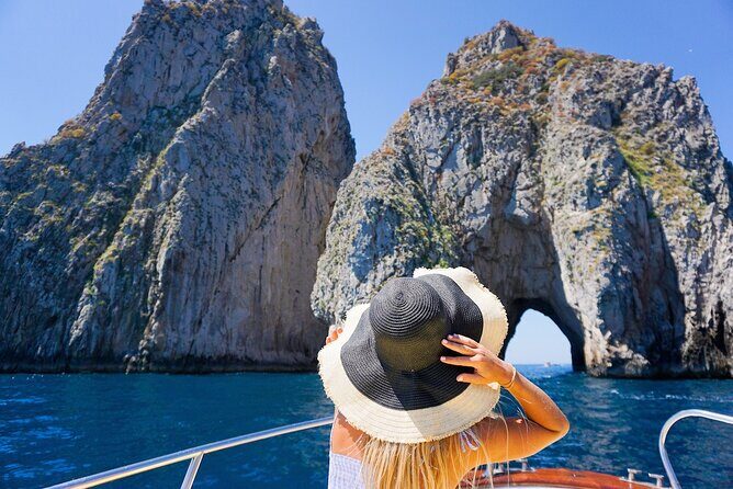 Shared half-day boat tour to Capri from Sorrento - Group Size, Atmosphere, and the Role of the Host
