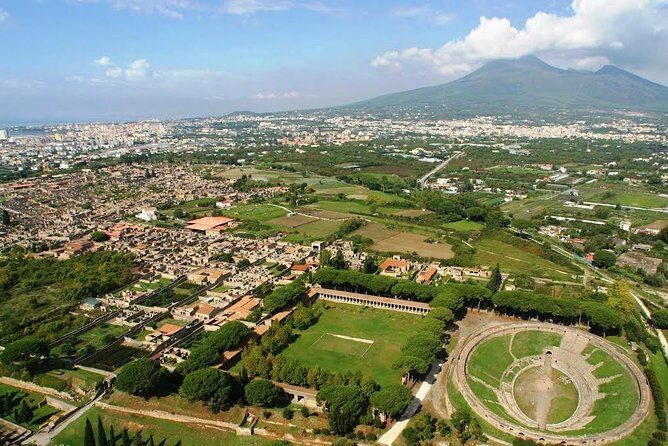 Skip-the-Line Pompeii and Vesuvius Tour - Entering Pompeii with Skip-the-Line Access