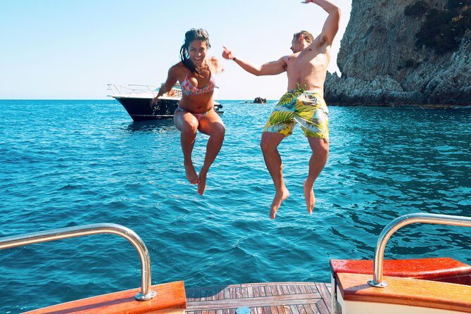 Small Group Boat Day Excursion to Capri Island from Amalfi - Capri Island Time: Piazza Umberto I and How to Spend It