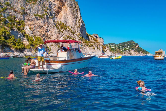 Small Group Boat Day Excursion to Capri Island from Sorrento - Pickup, meeting points, and why port delays can happen
