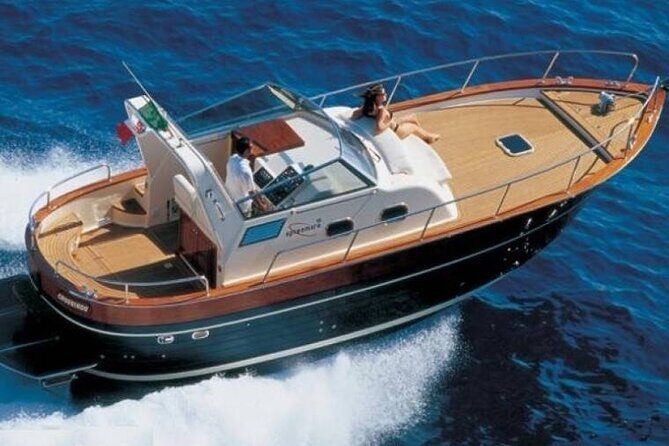 Small-Group Capri and Blue Grotto Boat Tour from Sorrento 5 Hours - Getting from Sorrento to the boats without stress