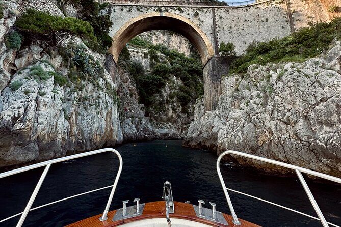 Small Group Tour from Amalfi by Boat at Sunset - Gavitella Bay sunset view: aiming at Positano and Li Galli
